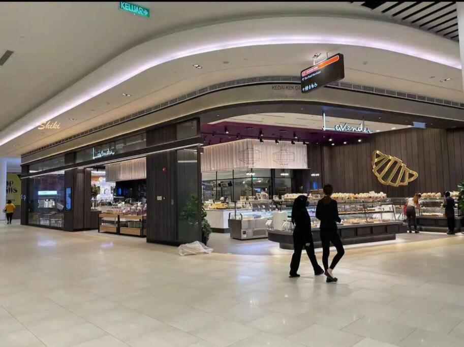 Pangsapuri Revo Aurora Pavilion Bukit Jalil Freecarpark Kuala Lumpur